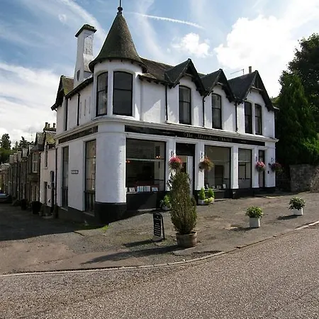 The Merryburn - Rooms And Courtyard Studios Dunkeld Room photo