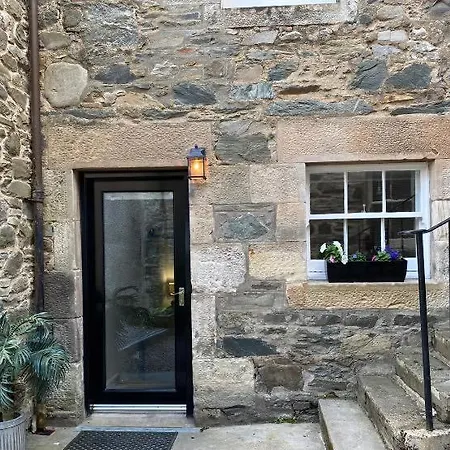 The Merryburn - Rooms And Courtyard Studios Dunkeld Exterior photo