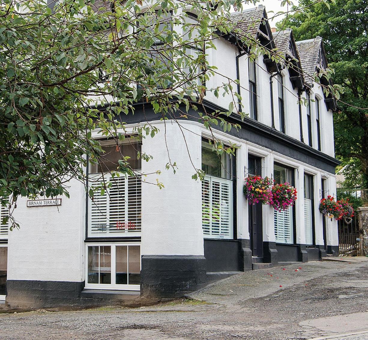 The Merryburn - And Courtyard Hotel Dunkeld